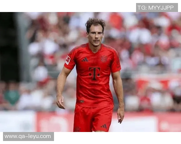 格雷茨卡社交媒体清空踢球照片引发离队猜测与近期辱骂回应