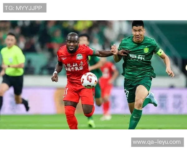 河南队凭借定位球进攻本赛季打入29球领跑中超球队展现强大实力